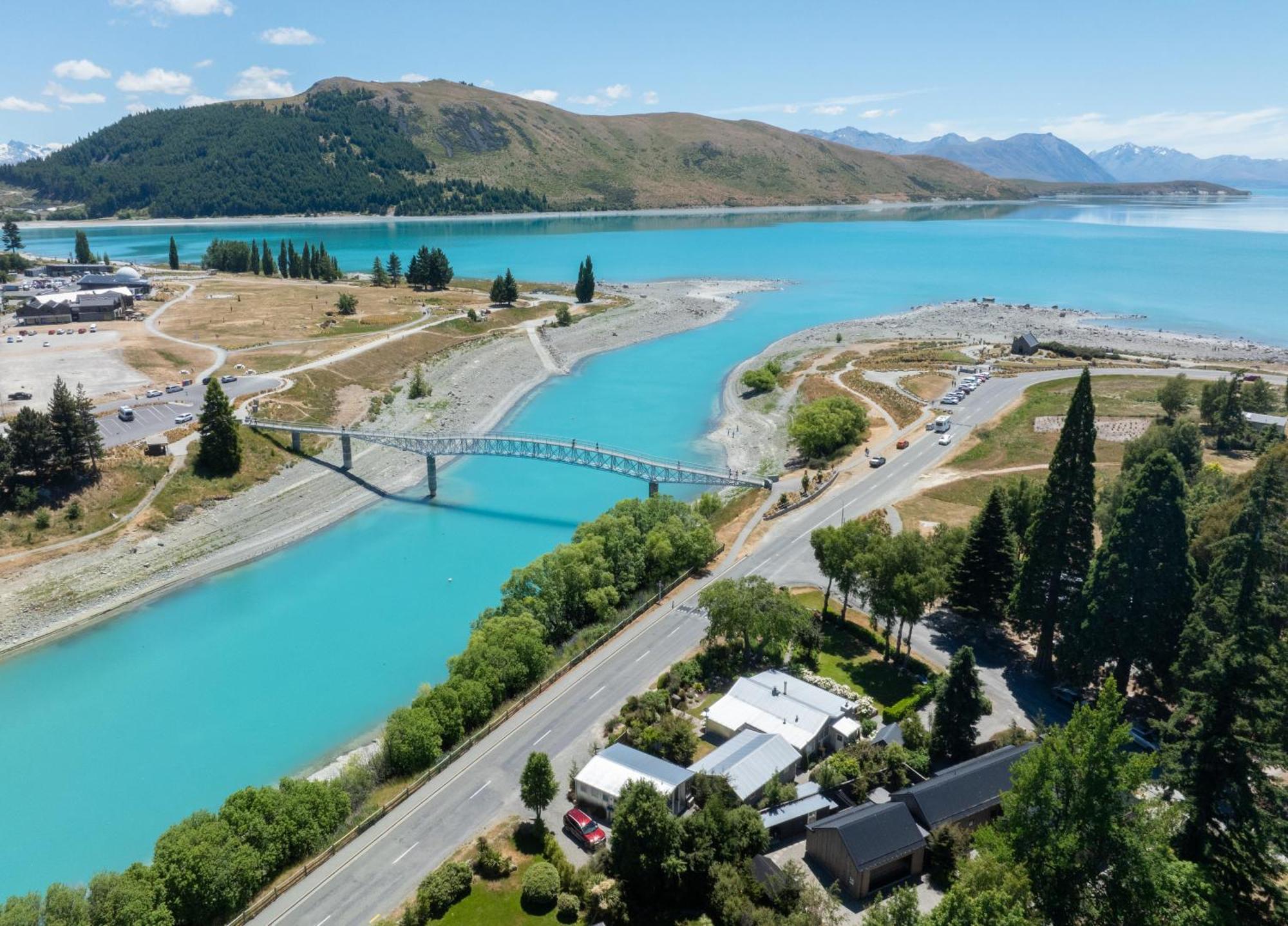 Aldourie Lodge - Lake Tekapo Exterior photo